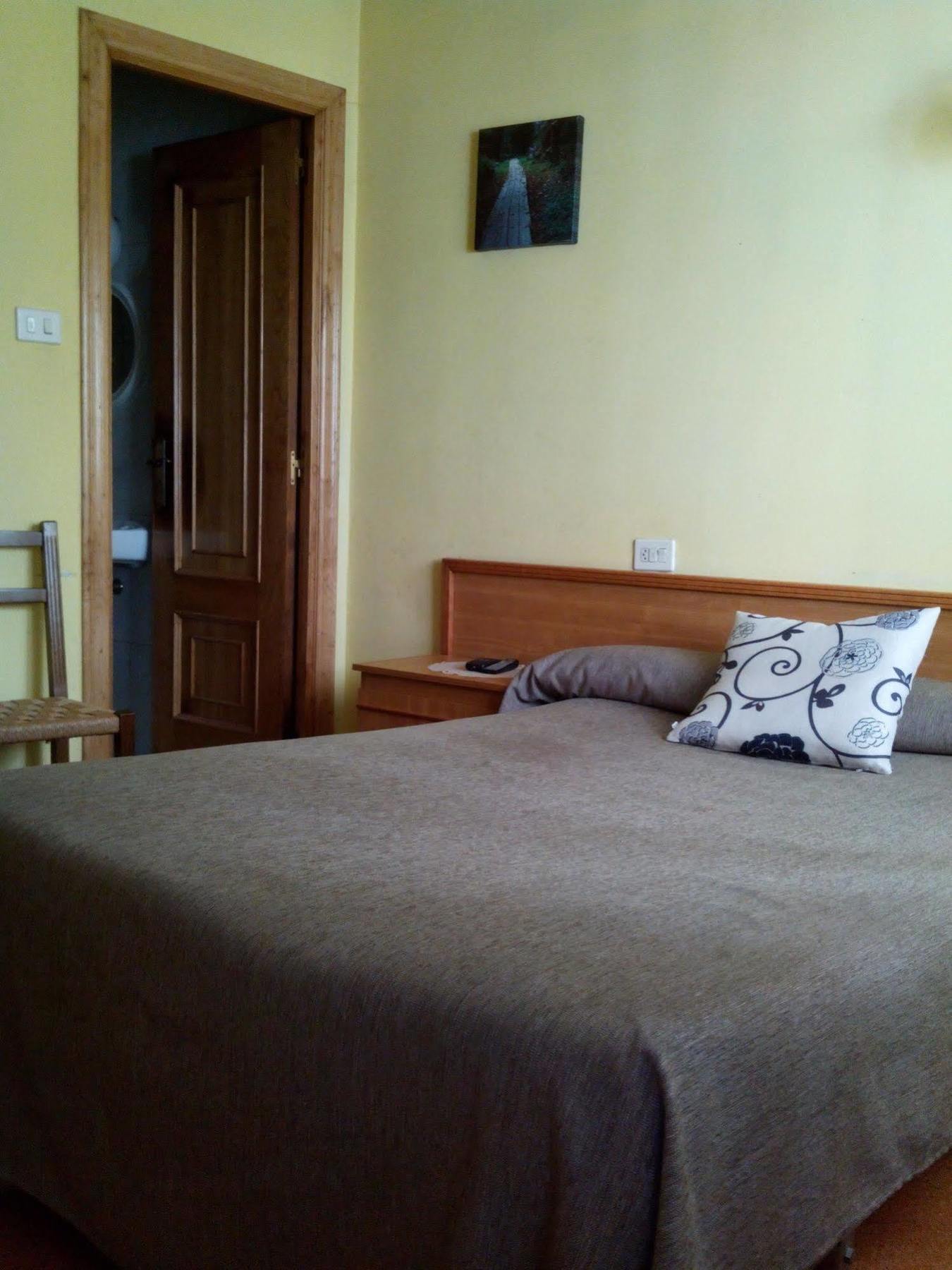 Pension Las Palmeras Lalin Ngoại thất bức ảnh